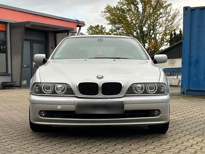 BMW 530I