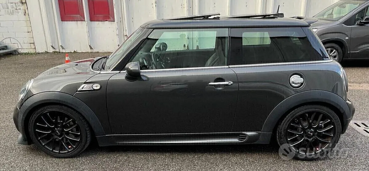 Mini Mini Coupé 2012 photo 2