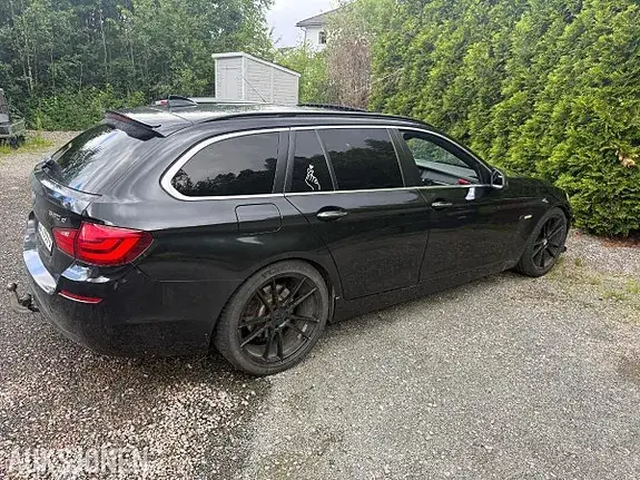 BMW 520D 2011 photo 4
