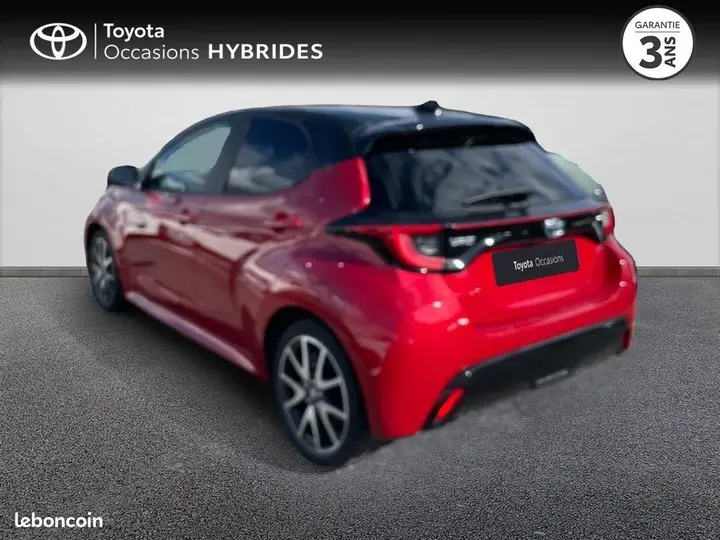 Toyota Yaris 2021 photo 2