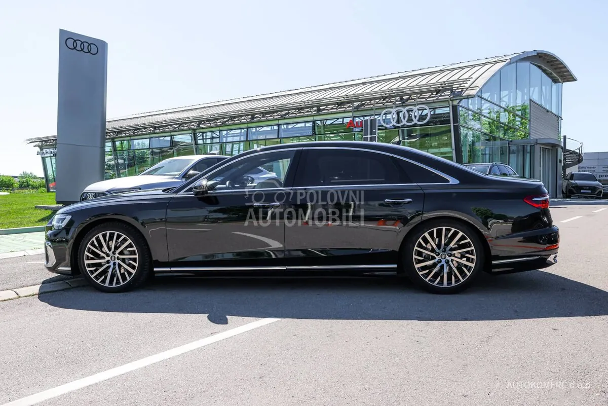 Audi A8 2021 photo 3