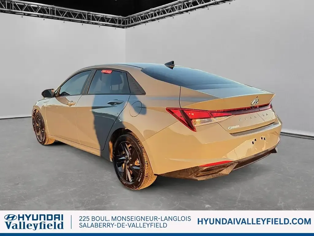 Hyundai Elantra 2021 photo 2