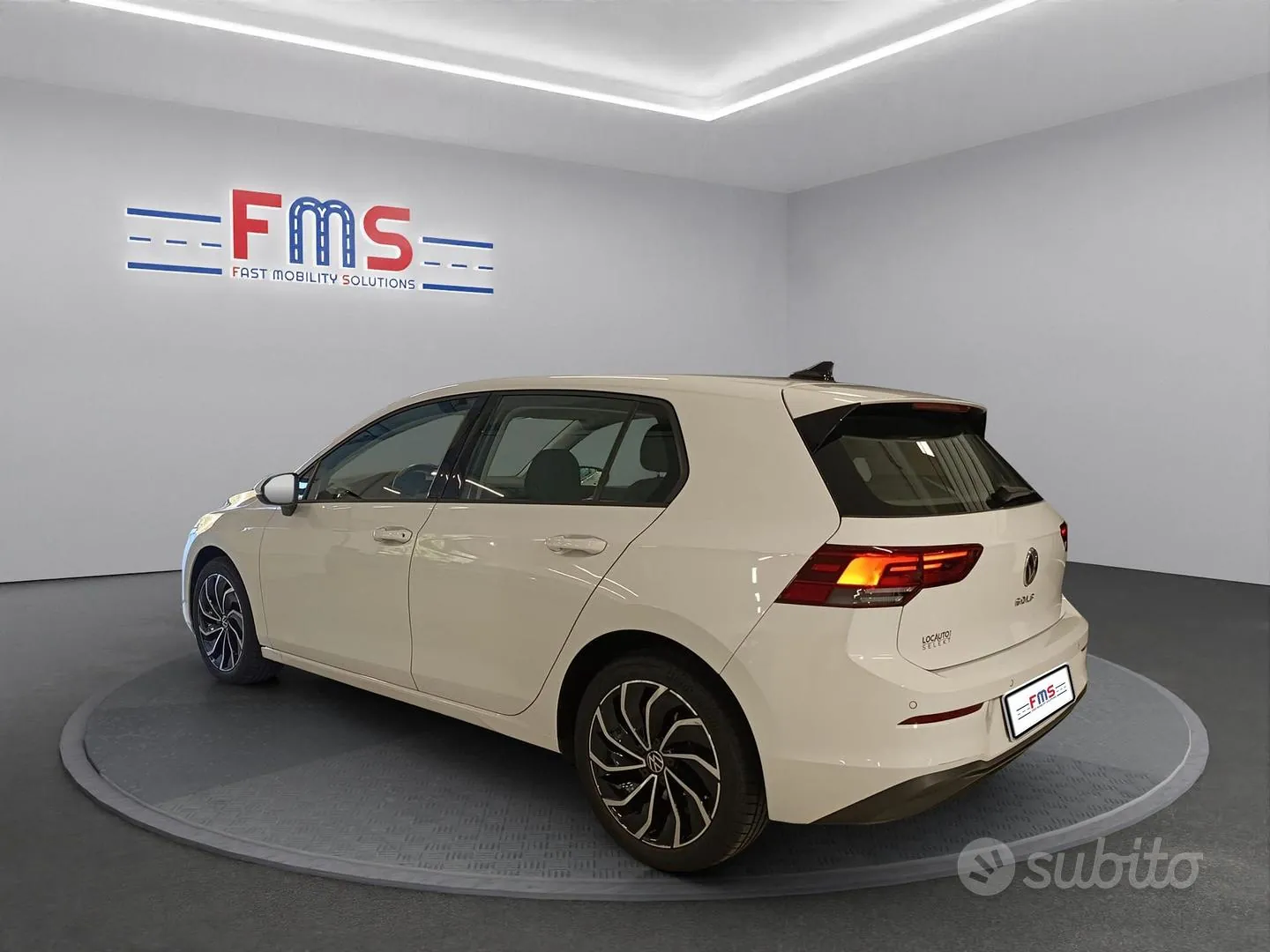 Volkswagen Golf 2024 photo 4