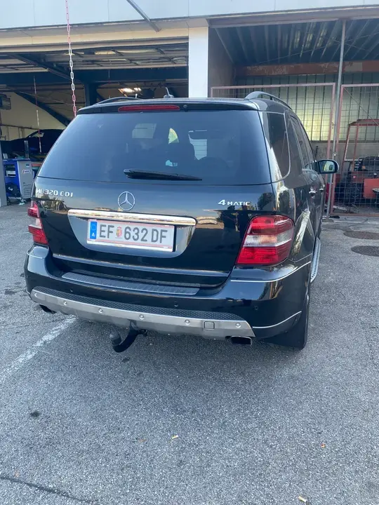 Mercedes-Benz M-Class 2007 photo 3