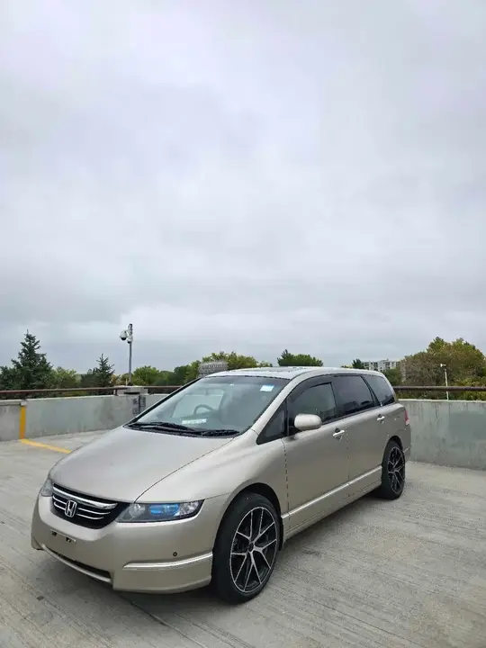 Honda Odyssey 2003 photo 4