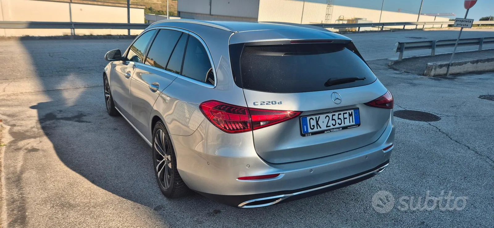 Mercedes-Benz C-Class 2022 photo 2