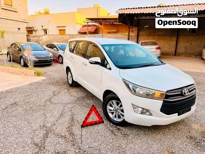 Toyota Hilux 2017 photo 2
