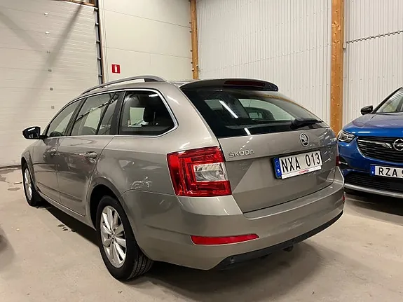 Skoda Octavia 2014 photo 5