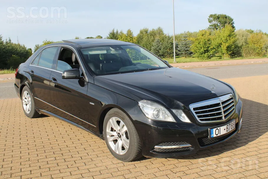 Mercedes-Benz E200 2010 photo 3