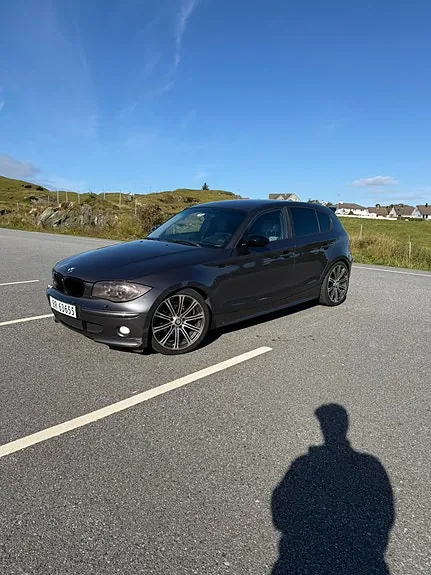 BMW 118D 2004 photo 2