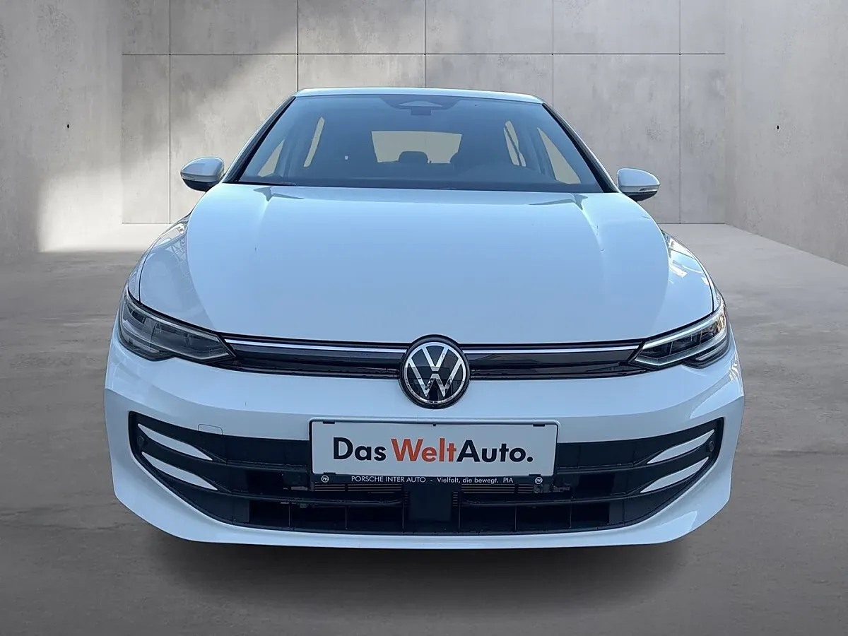 Volkswagen Golf 2025 photo 2