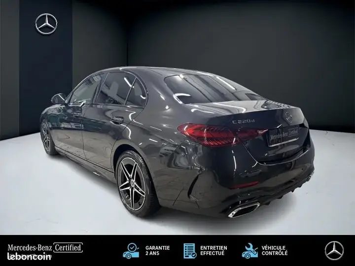 Mercedes-Benz C-Class 2023 photo 3
