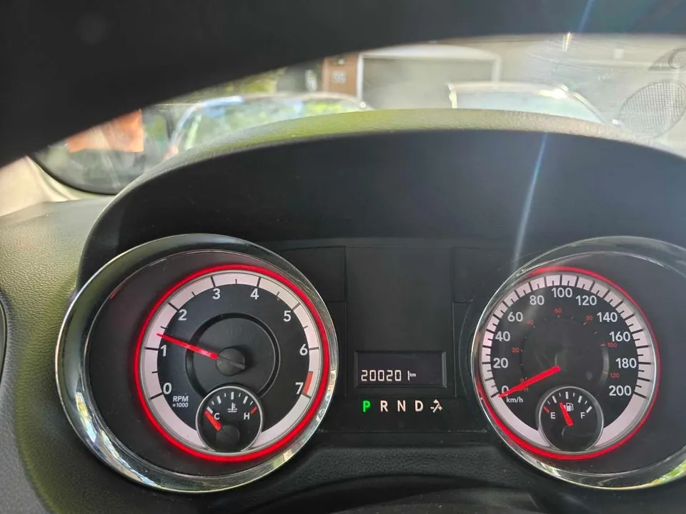 Dodge Grand Caravan 2013 photo 3