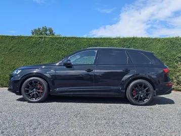 Audi Q7 2023 photo 3