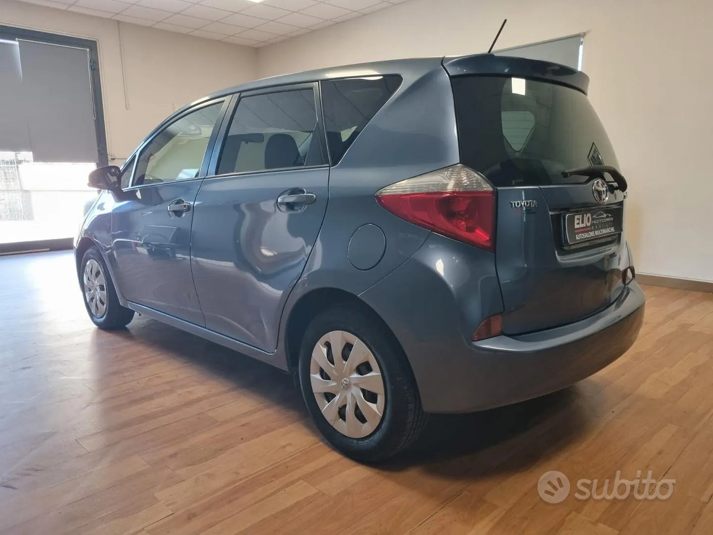 Toyota Verso-S 2013 photo 4