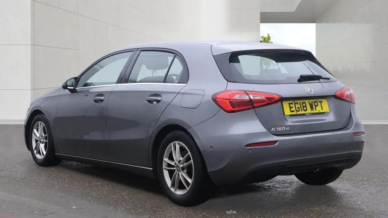 Mercedes-Benz A-Class 2018 photo 4