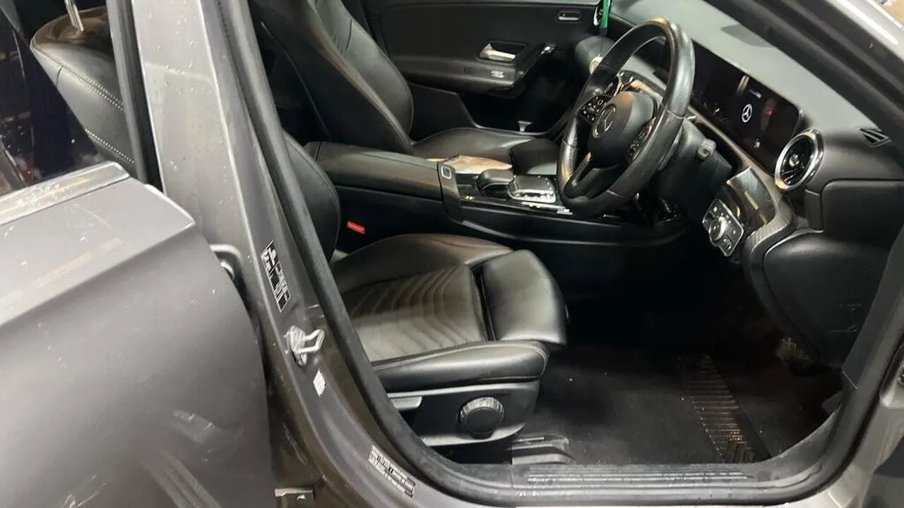 Mercedes-Benz A-Class 2018 photo 2