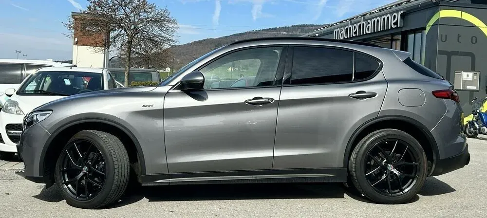 Alfa Romeo Stelvio 2020 photo 3