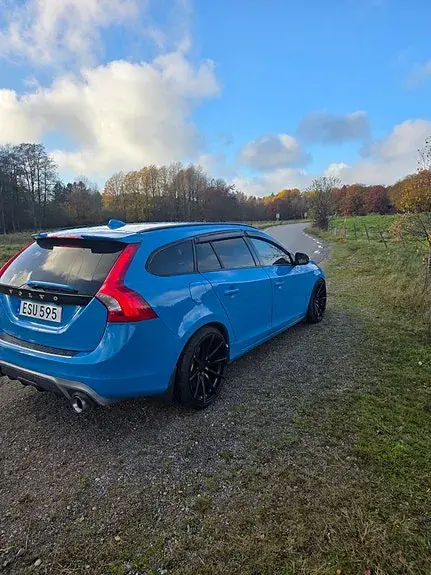 Volvo V60 2015 photo 3