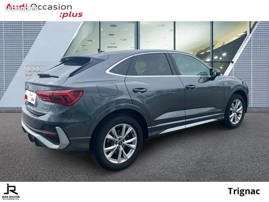 Audi Q3 2023 photo 5
