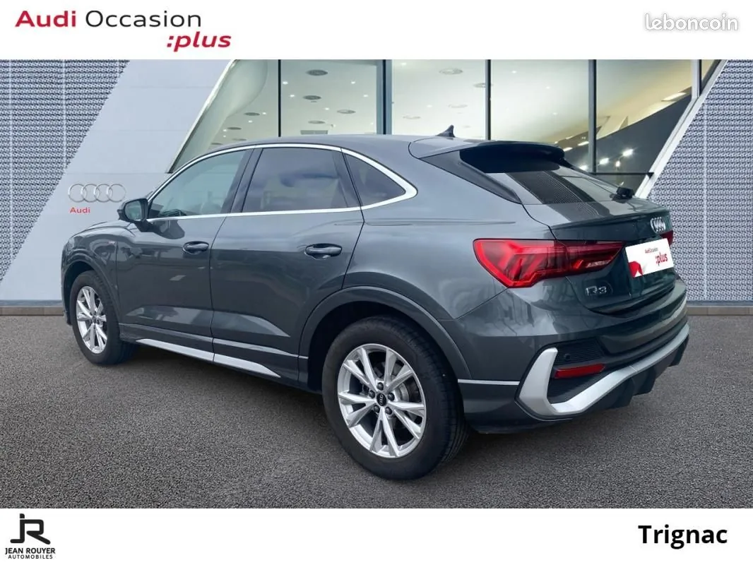 Audi Q3 2023 photo 3