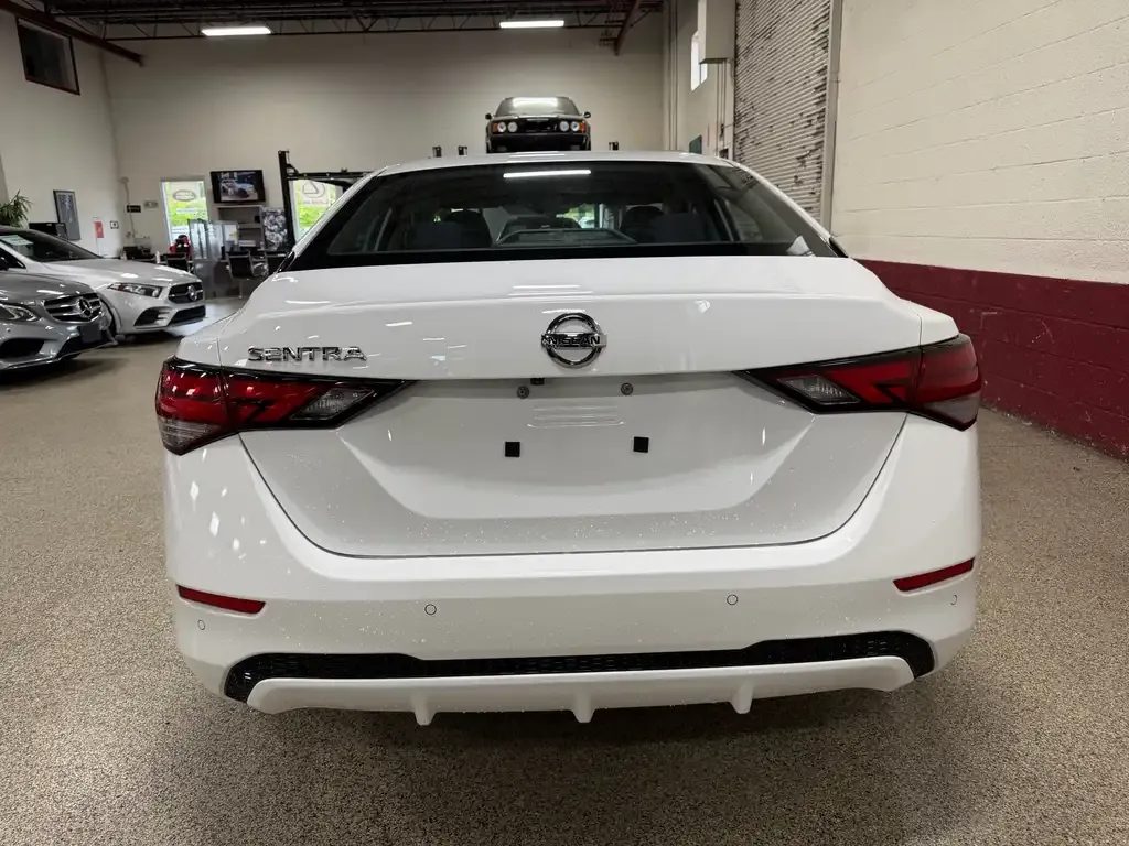 Nissan Sentra 2021 photo 4