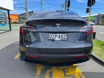 Tesla Model Y 2024 photo 5