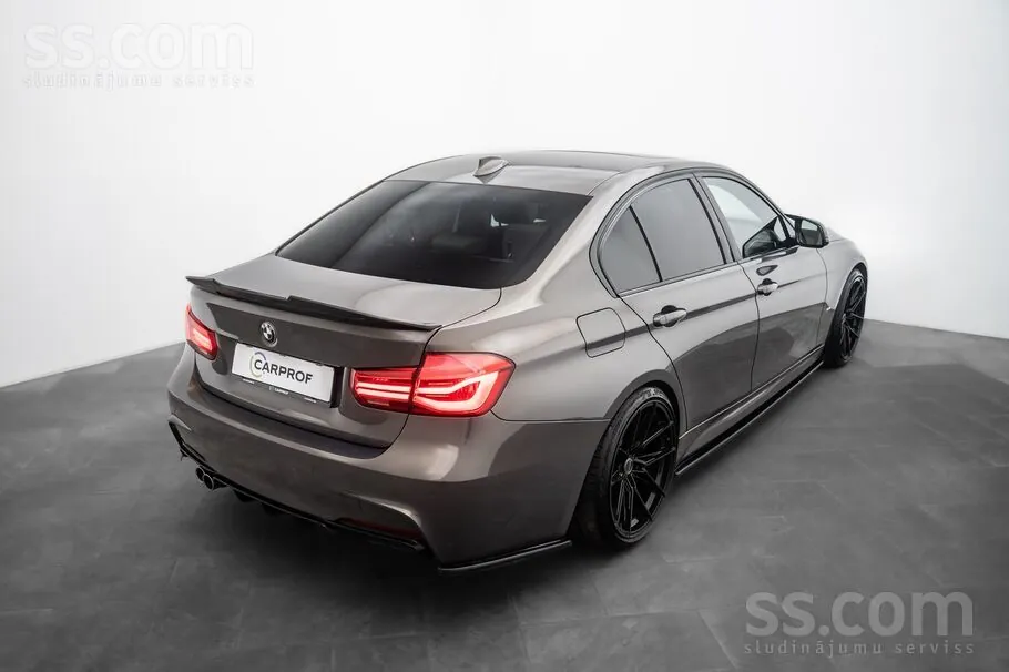 BMW 330 E 2016 photo 3