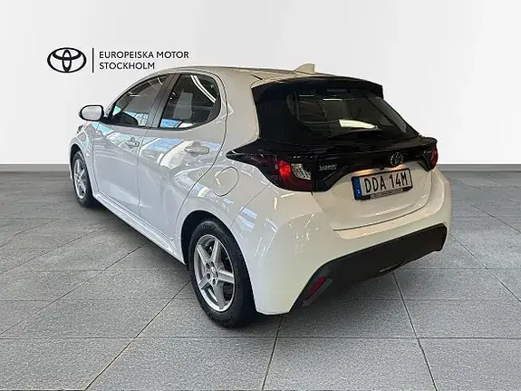 Toyota Yaris 2025 photo 2