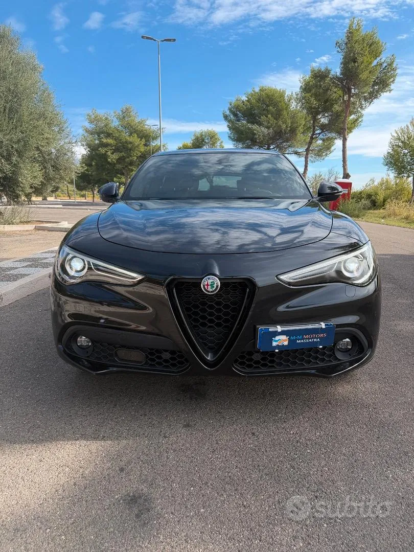 Alfa Romeo Stelvio 2022 photo 2