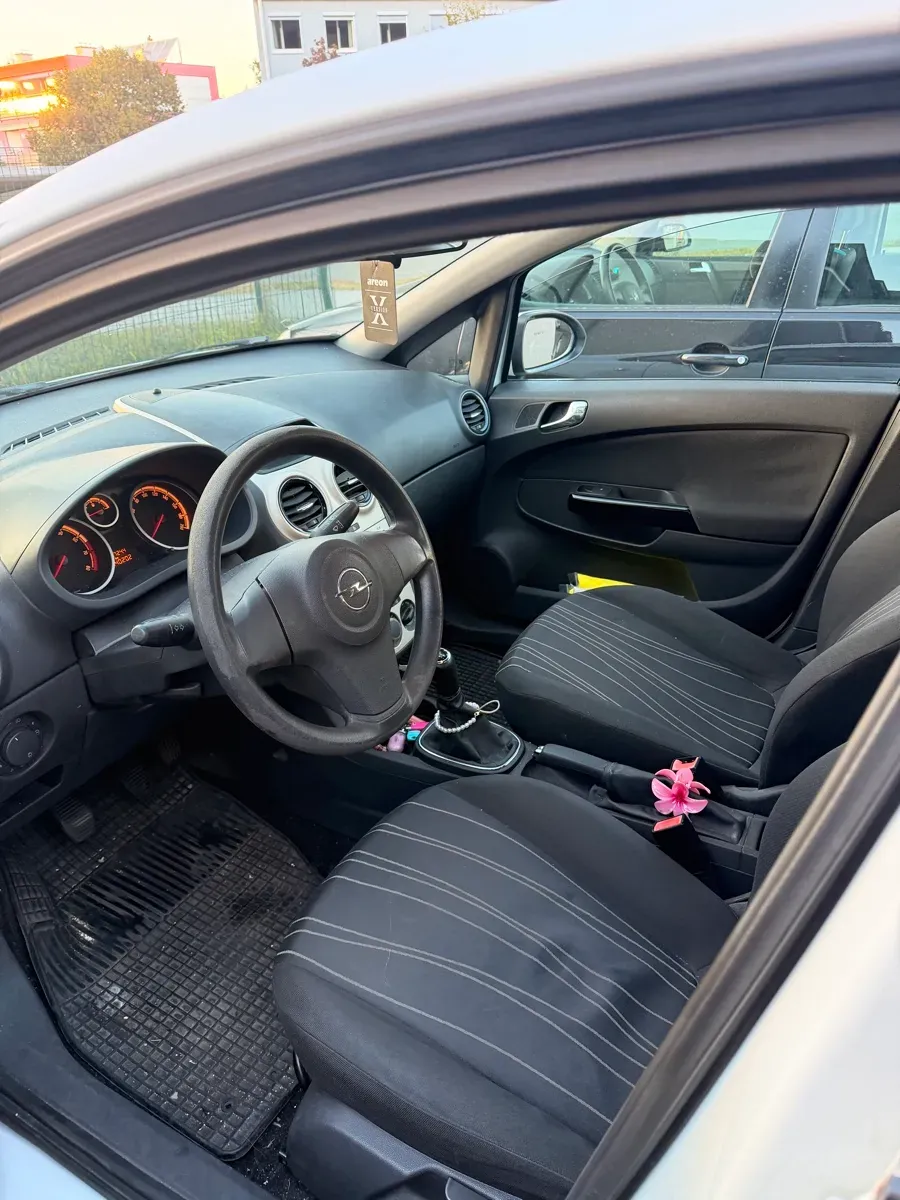 Opel Corsa 2008 photo 3