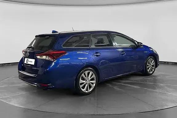 Toyota Auris 2017 photo 5