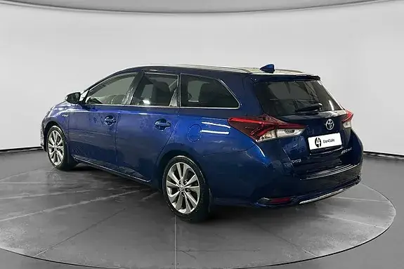 Toyota Auris 2017 photo 3
