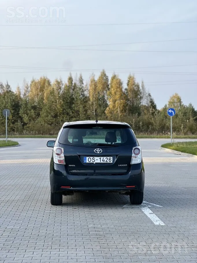 Toyota Verso 2012 photo 4