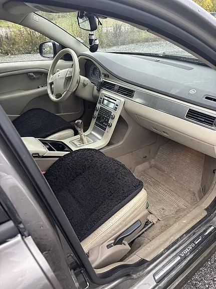 Volvo V70 2008 photo 4
