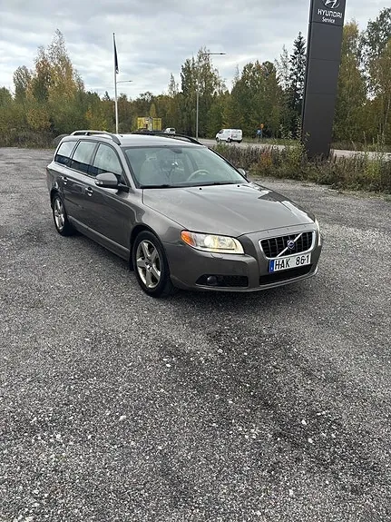 Volvo V70 2008 photo 3