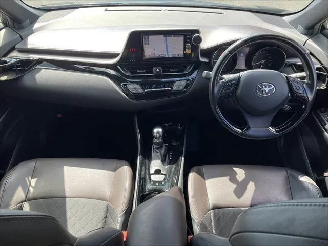 Toyota C-Hr 2017 photo 3