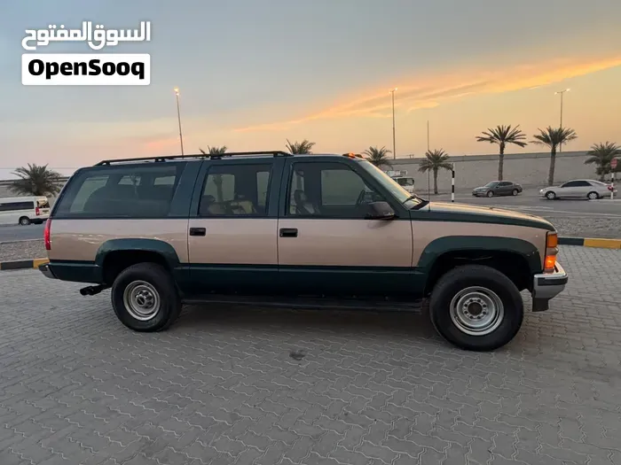 Chevrolet Suburban 1996 photo 3