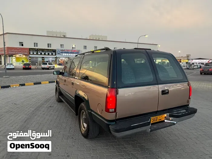 Chevrolet Suburban 1996 photo 4