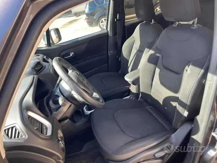 Jeep Renegade 2016 photo 5