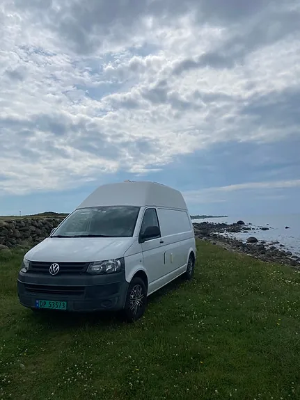 Volkswagen Transporter 2014 photo 2