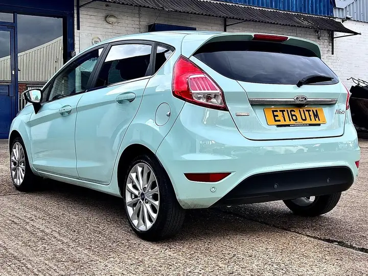 Ford Fiesta 2016 photo 3