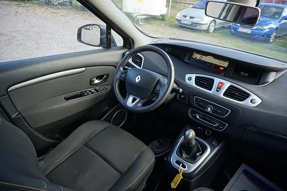 Renault Grand Scenic 2011 photo 5