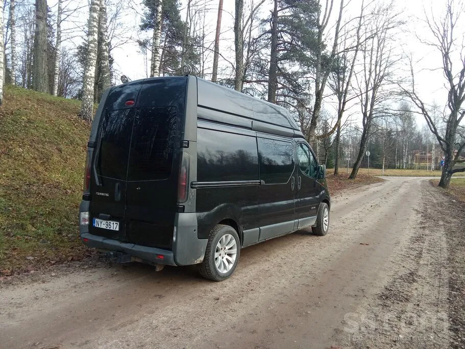 Nissan Primastar 2005 photo 4