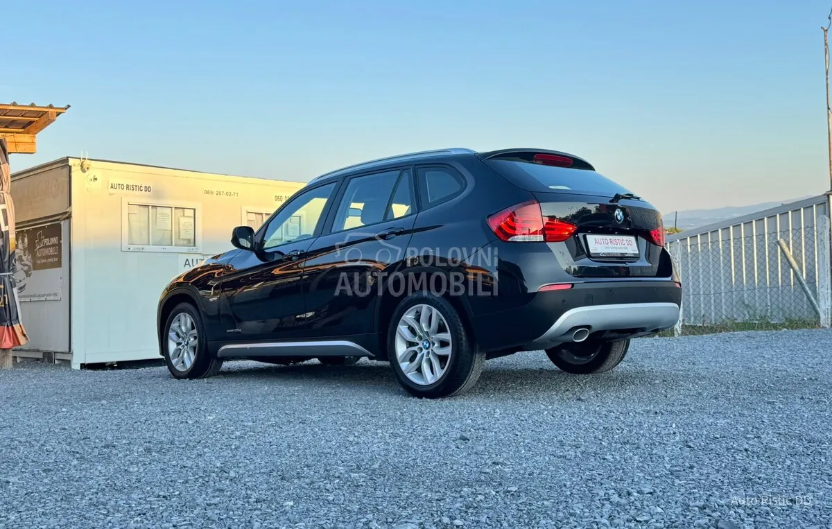 BMW X1 2011 photo 3
