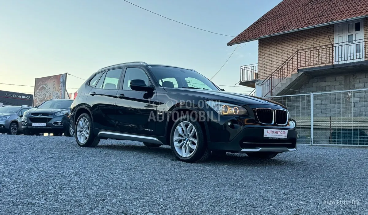 BMW X1 2011 photo 2