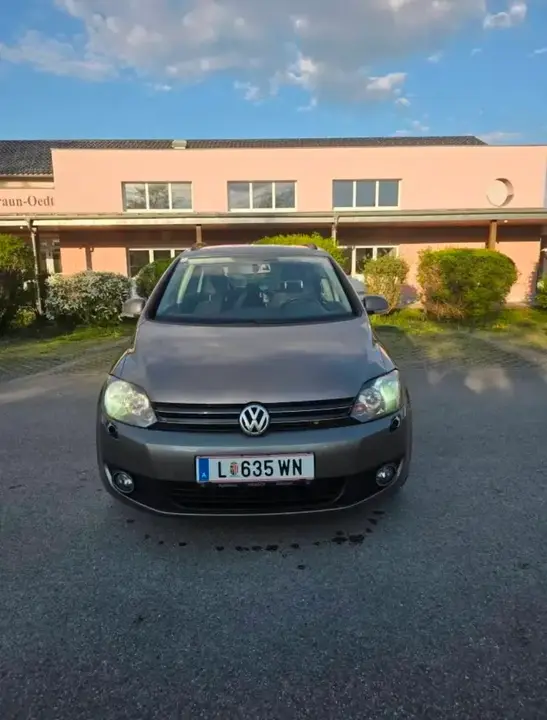Volkswagen Golf Plus 2013 photo 3