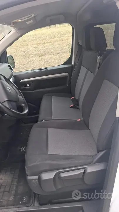 Citroen Jumpy Spacetourer 2018 photo 3