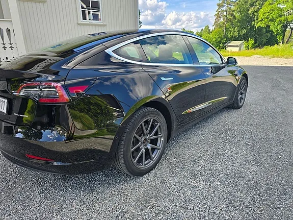 Tesla Model 3 2019 photo 5