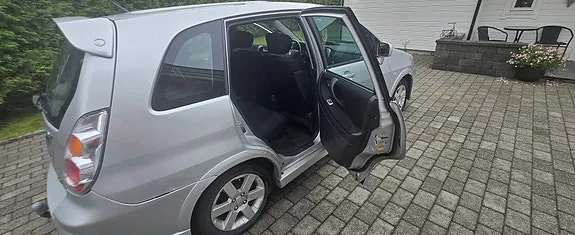 Suzuki Liana 2007 photo 4